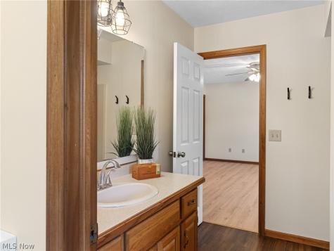 7915 Kennard Road Lodi OH 44254