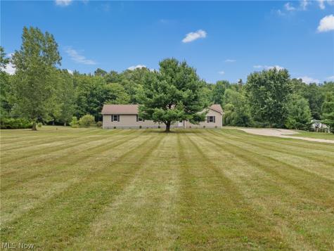 7915 Kennard Road Lodi OH 44254