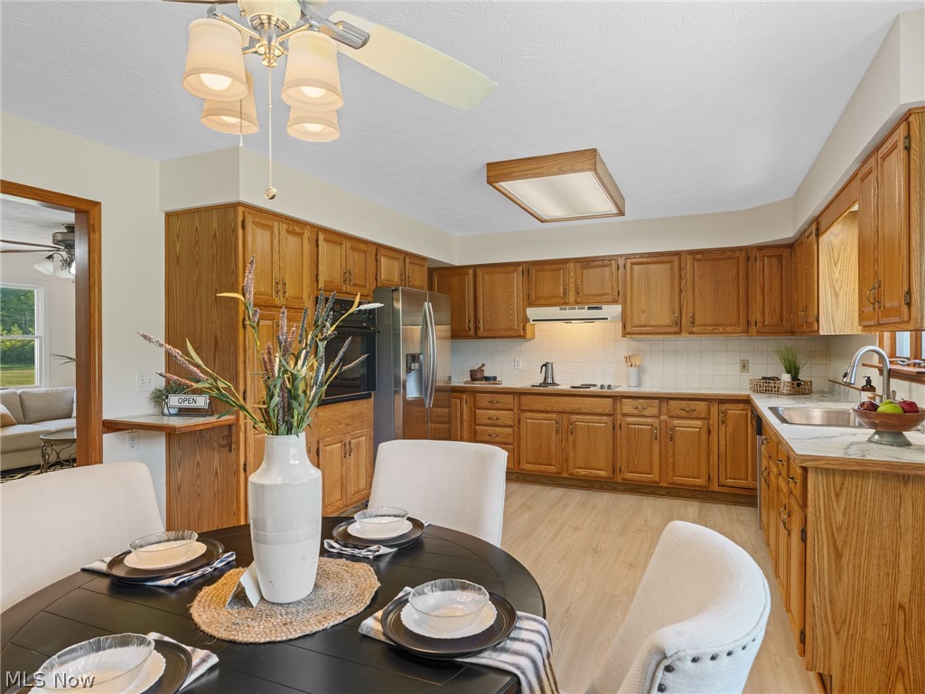 7915 Kennard Road Lodi OH 44254