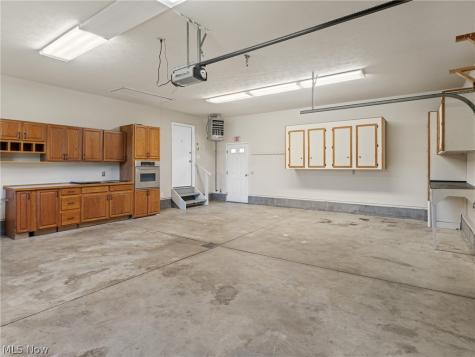 7915 Kennard Road Lodi OH 44254