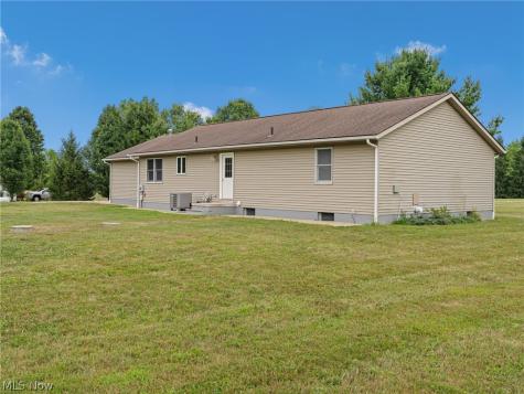 7915 Kennard Road Lodi OH 44254