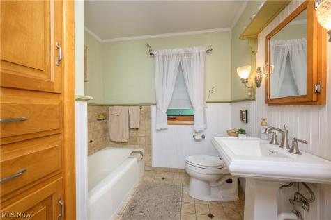 360 Church Street Doylestown OH 44230