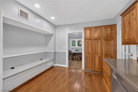 813 N Grant Street Wooster OH 44691