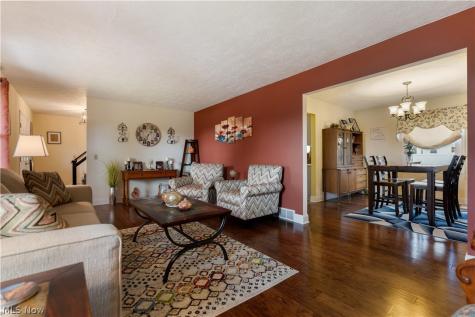 8811 Blitzen Road NW North Canton OH 44720