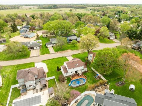 8811 Blitzen Road NW North Canton OH 44720