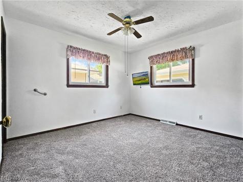 294 Plymouth Road Eastlake OH 44095