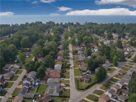294 Plymouth Road Eastlake OH 44095