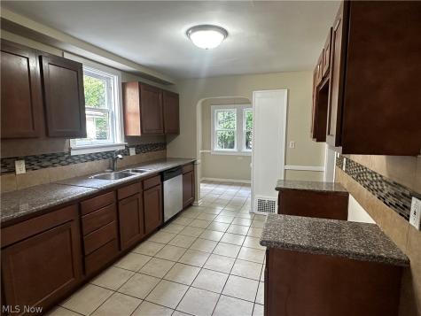 3533 Cedarbrook Road University Heights OH 44118