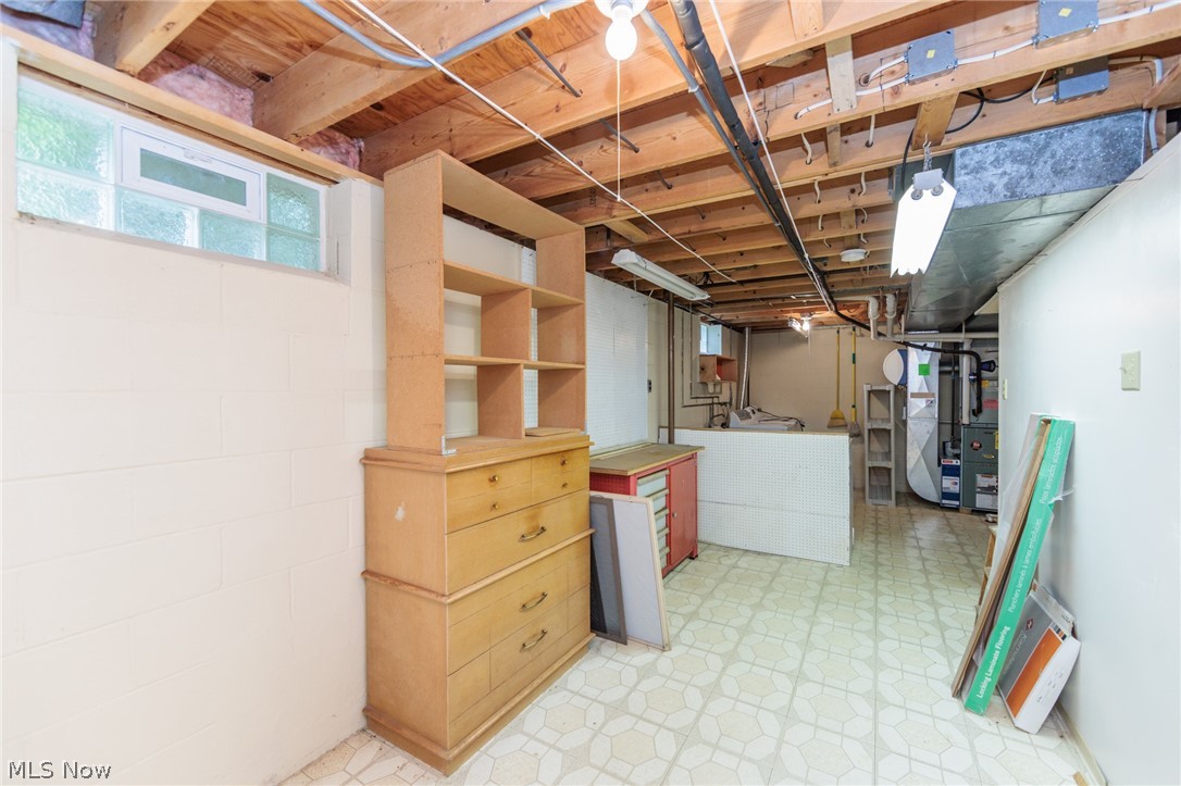 3880 Clearwater Drive Parma OH 44134