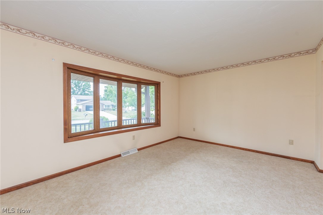 3880 Clearwater Drive Parma OH 44134