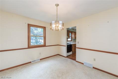 3880 Clearwater Drive Parma OH 44134