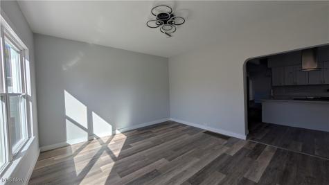 6089 Dunham Road Maple Heights OH 44137