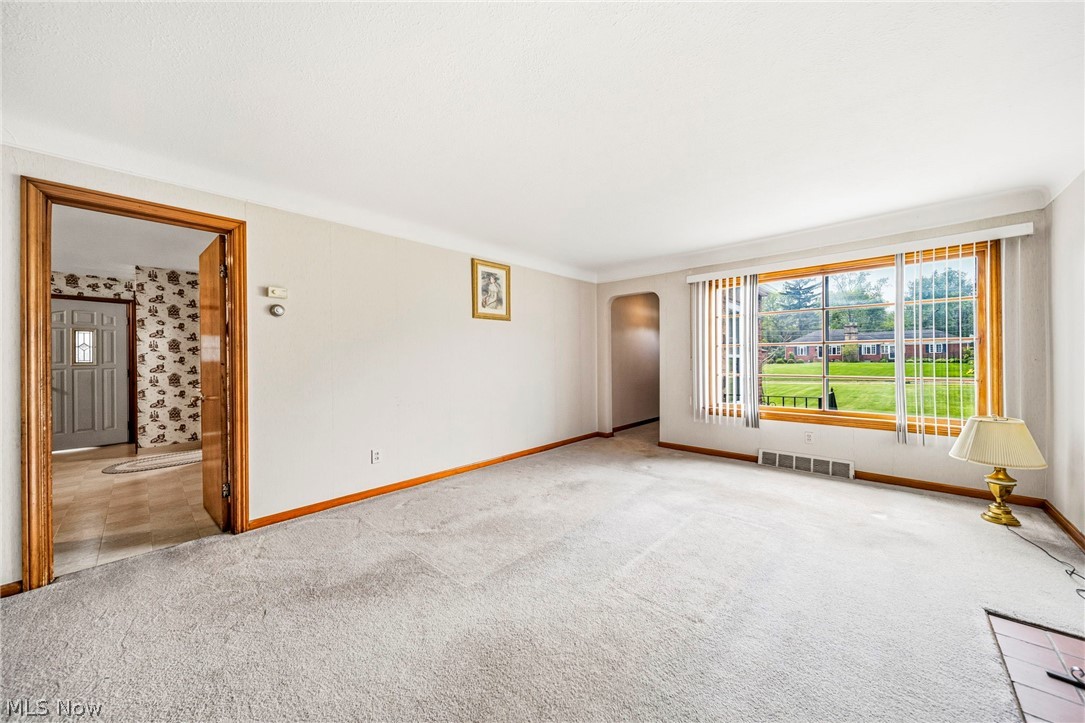 725 Chestnut Road Seven Hills OH 44131