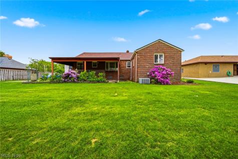 725 Chestnut Road Seven Hills OH 44131