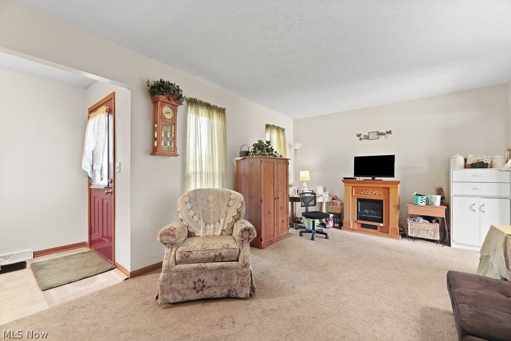 109 Monticello Circle Elyria OH 44035