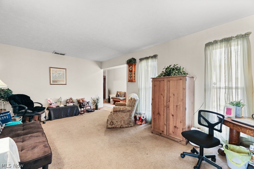 109 Monticello Circle Elyria OH 44035