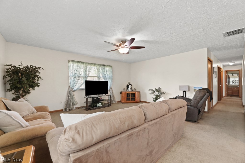 109 Monticello Circle Elyria OH 44035