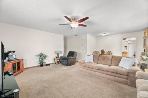 109 Monticello Circle Elyria OH 44035