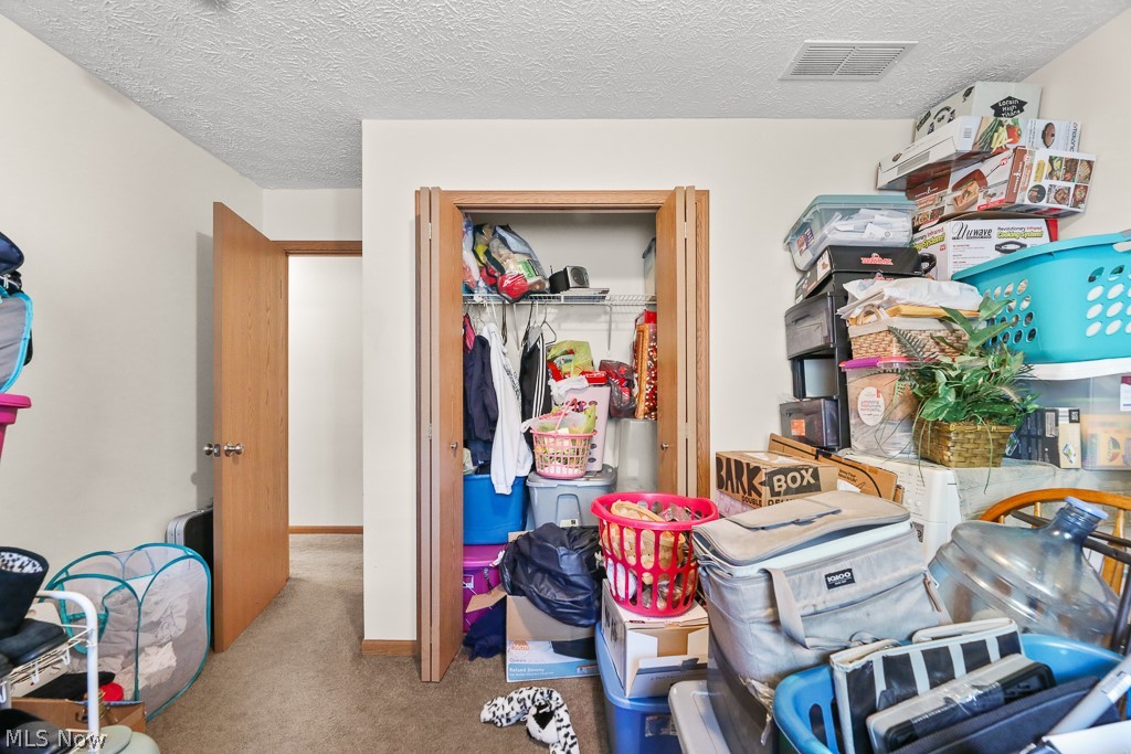 109 Monticello Circle Elyria OH 44035