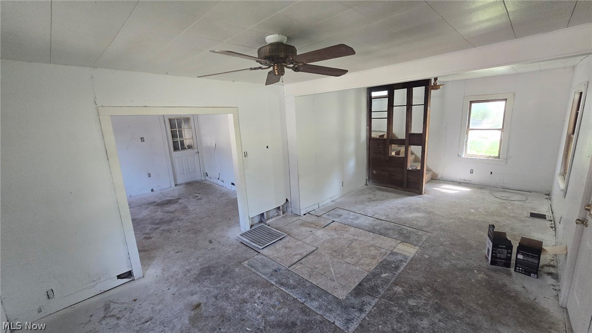 4729 Prospect Street E Mantua OH 44255