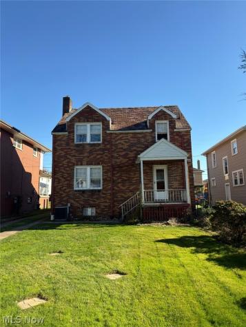 523 Lincoln Boulevard Steubenville OH 43952