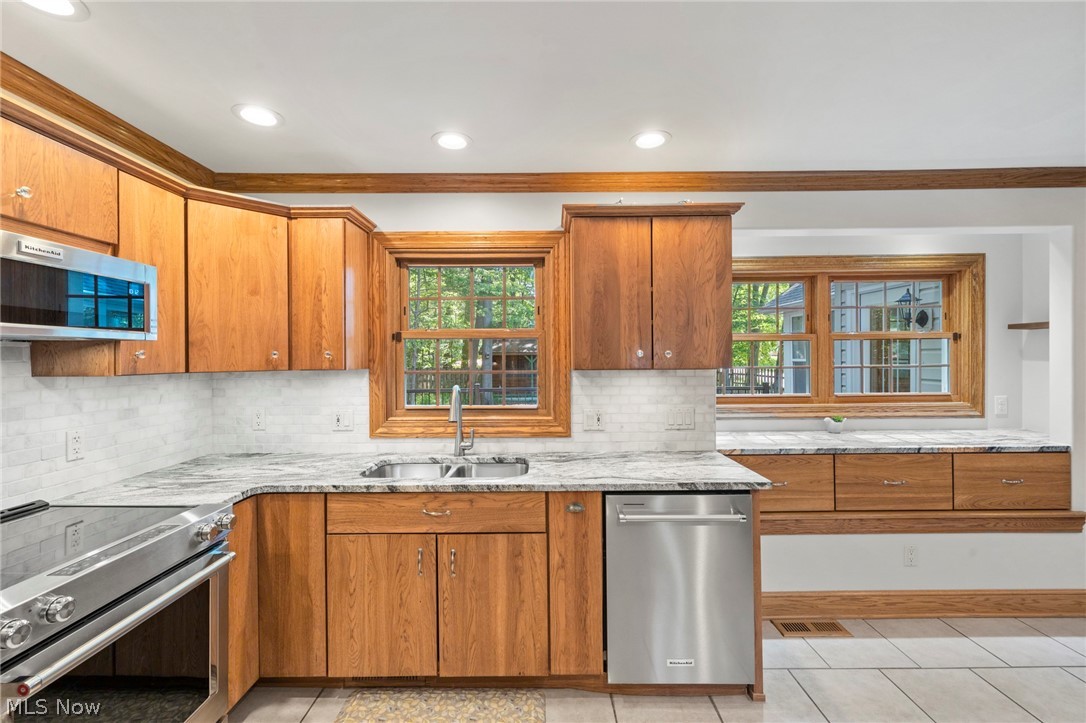3871 Greentree Road Stow OH 44224
