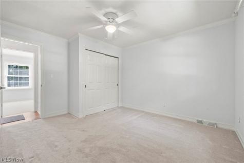 3871 Greentree Road Stow OH 44224