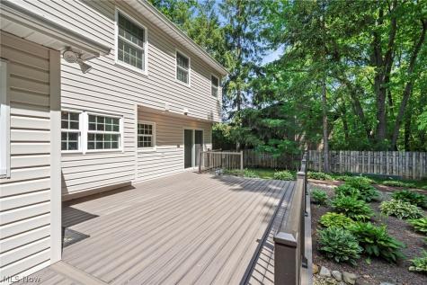 3871 Greentree Road Stow OH 44224