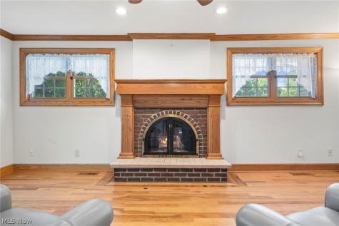 3871 Greentree Road Stow OH 44224