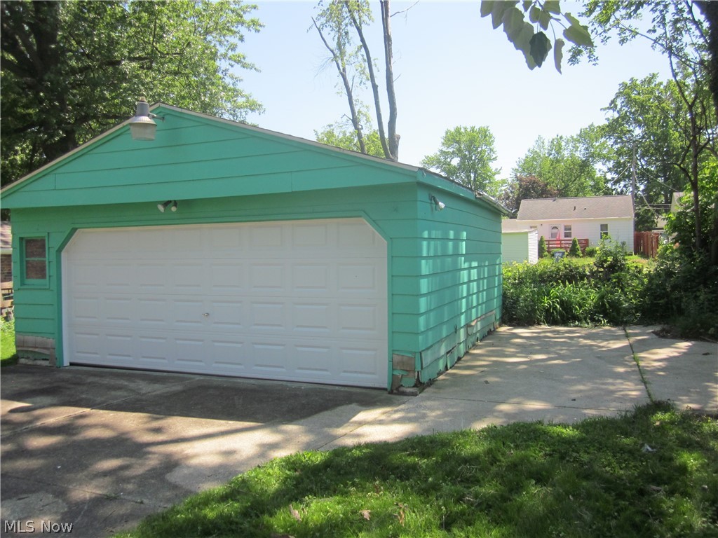12503 Lena Avenue Cleveland OH 44135