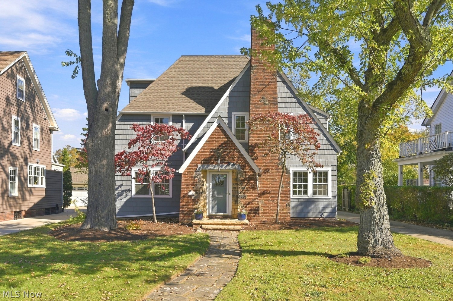 2925 Warrington Road Shaker Heights OH 44120