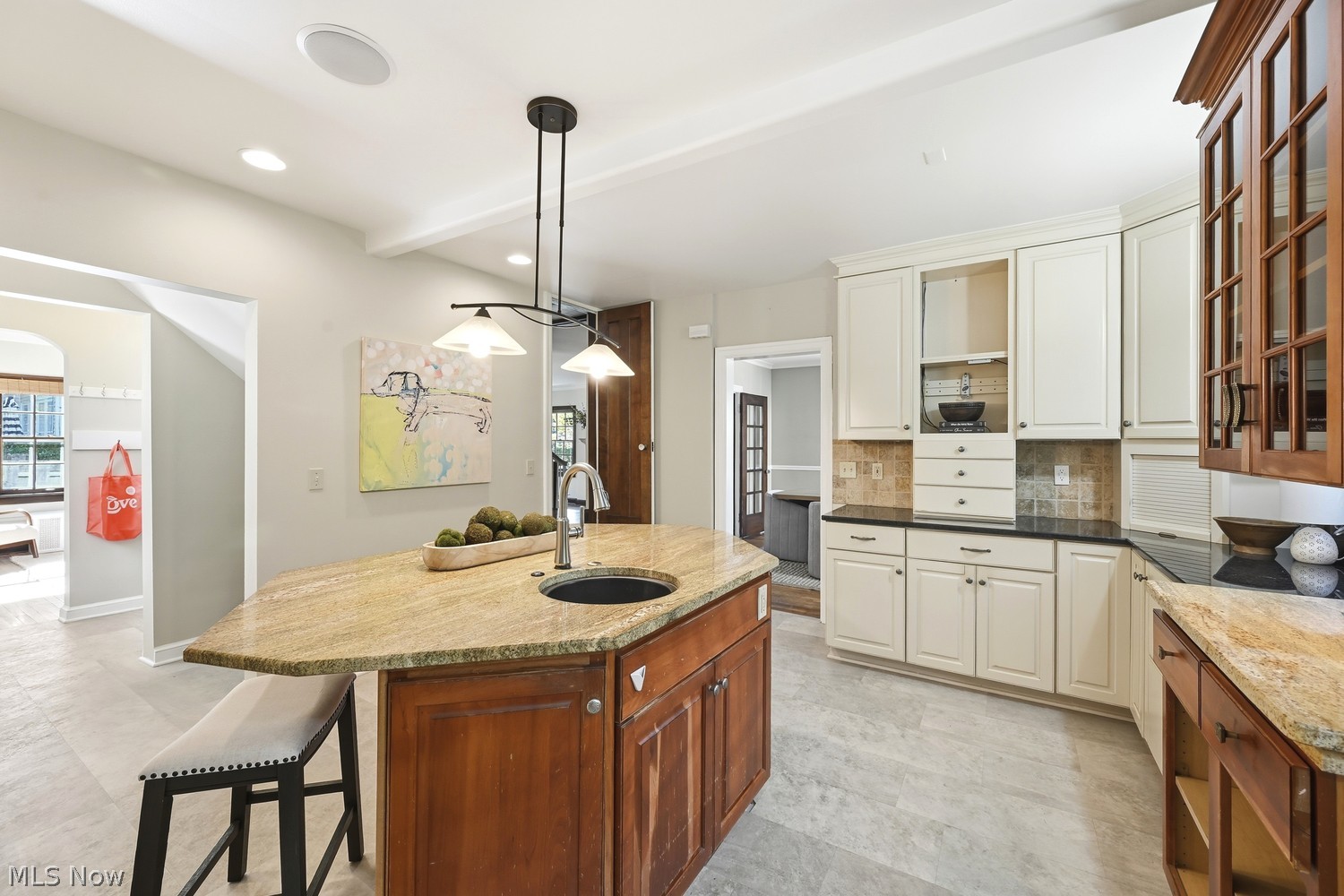 2925 Warrington Road Shaker Heights OH 44120