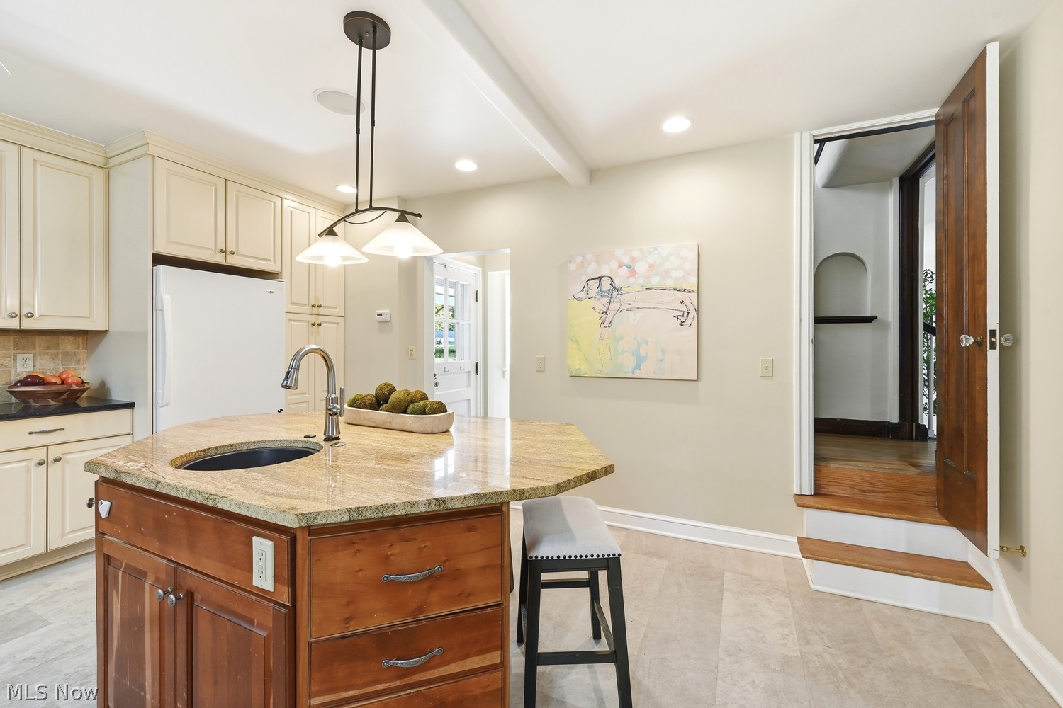 2925 Warrington Road Shaker Heights OH 44120