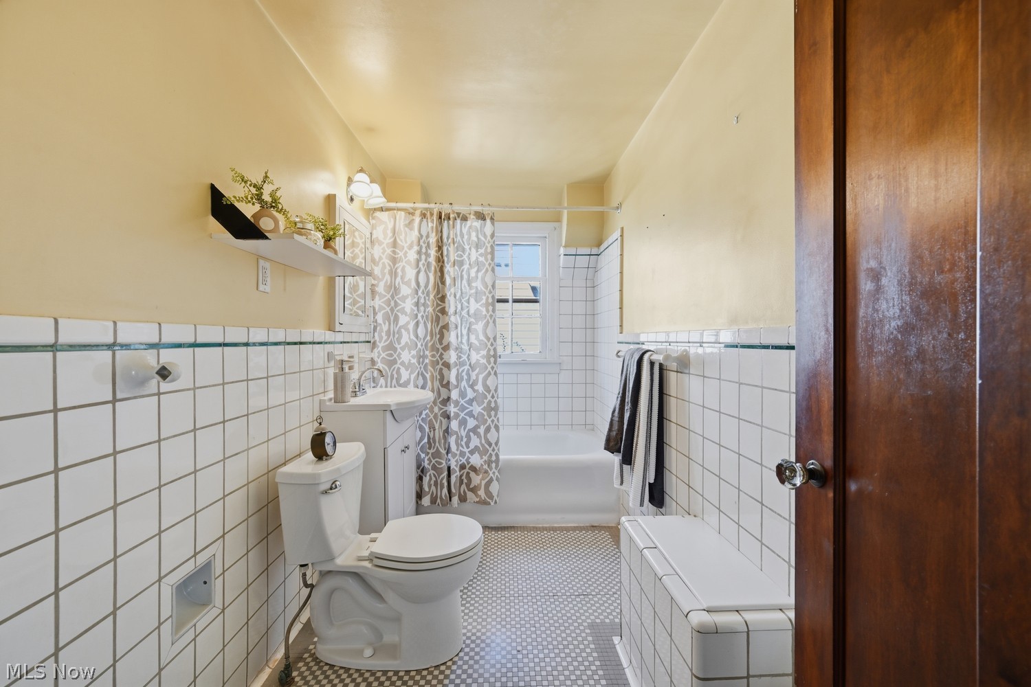 2925 Warrington Road Shaker Heights OH 44120