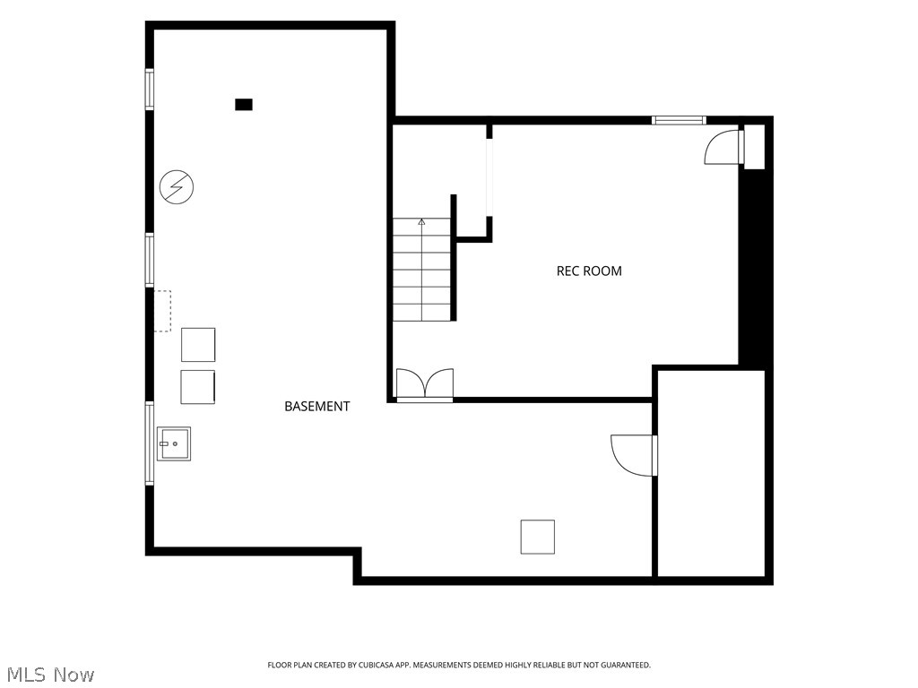 2925 Warrington Road Shaker Heights OH 44120