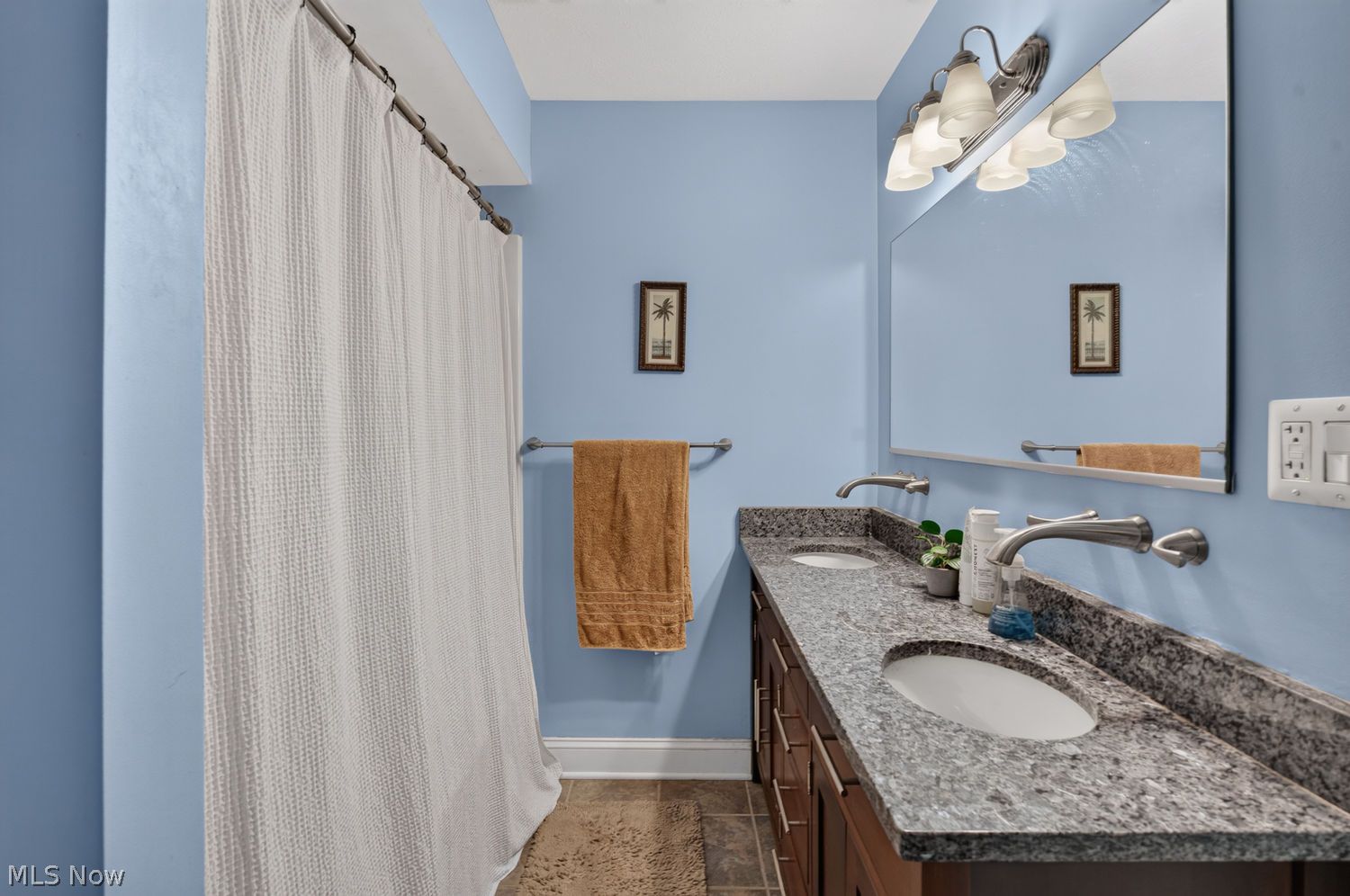 590 Inverlane Drive Sagamore Hills OH 44067