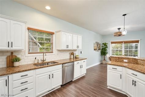 4127 Overbrook Drive Brecksville OH 44141