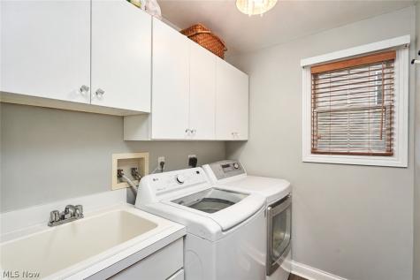 4127 Overbrook Drive Brecksville OH 44141