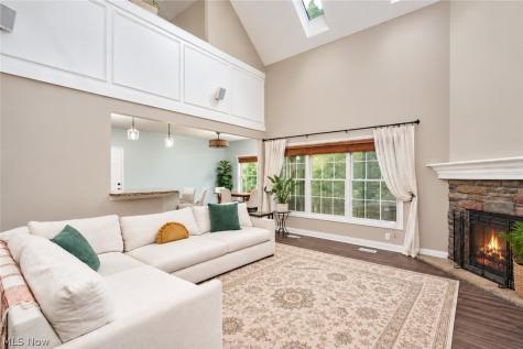 4127 Overbrook Drive Brecksville OH 44141