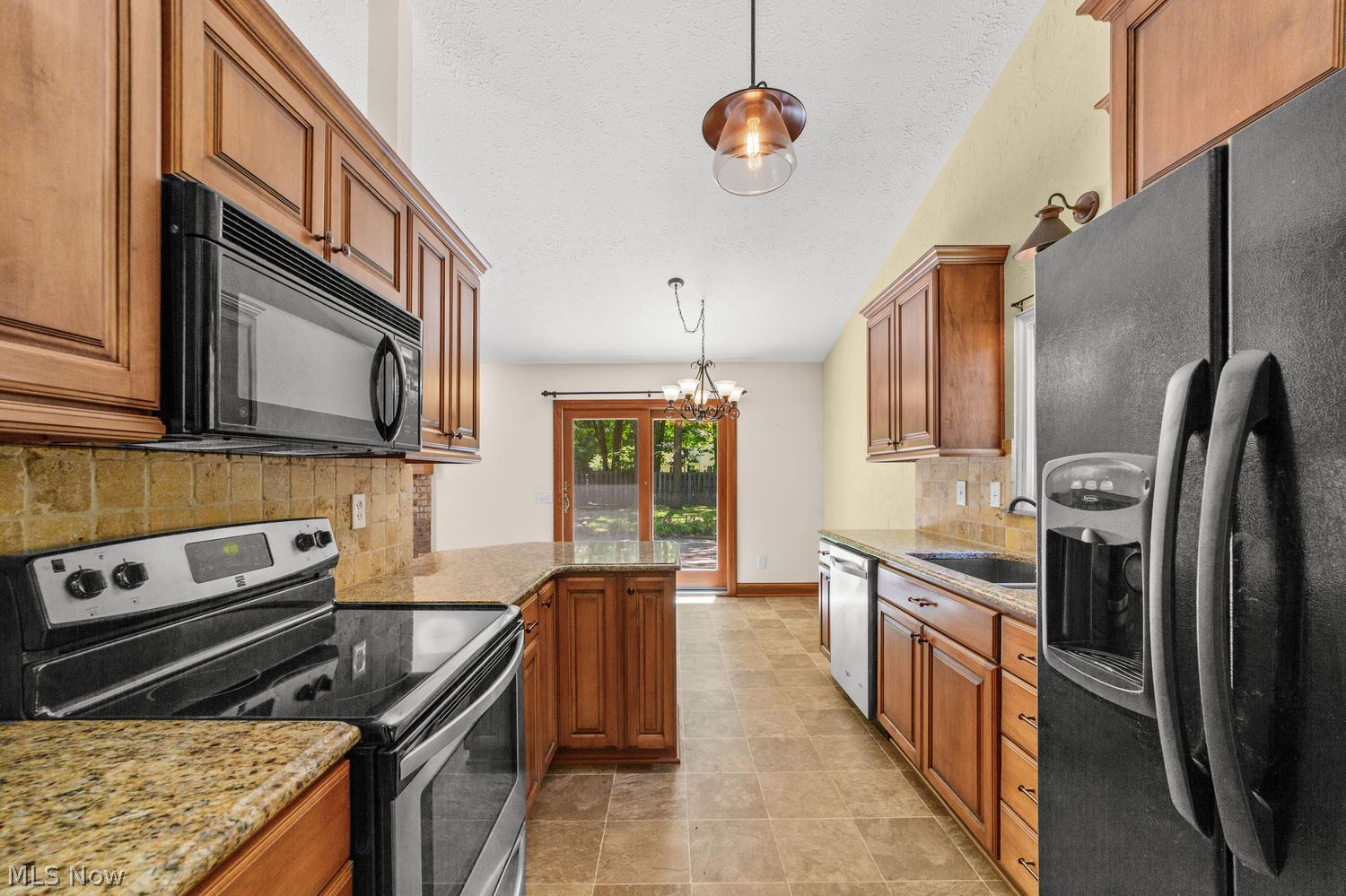 230 Maplelawn Drive Berea OH 44017