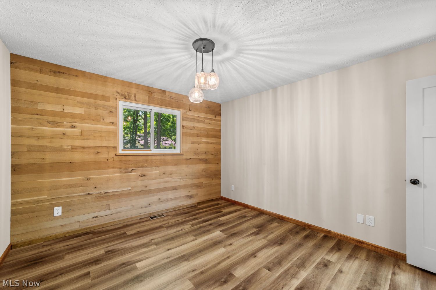 230 Maplelawn Drive Berea OH 44017