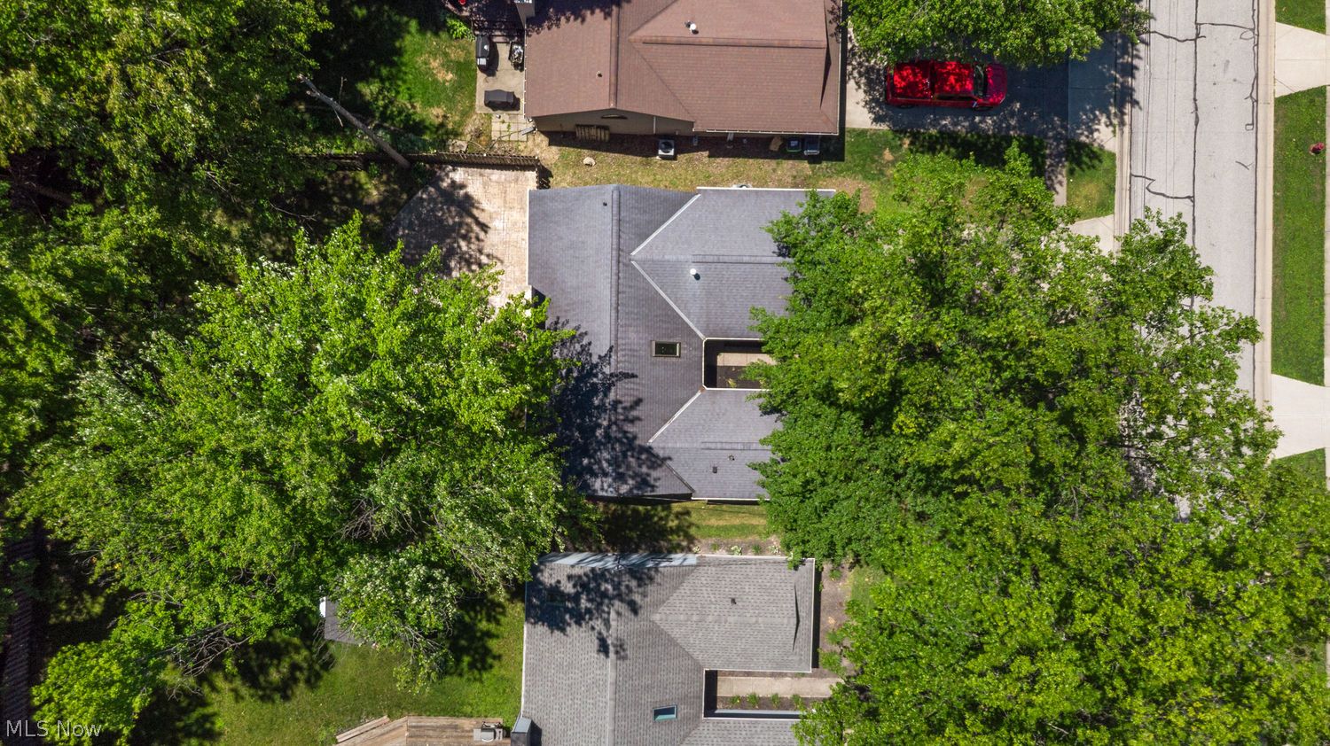230 Maplelawn Drive Berea OH 44017