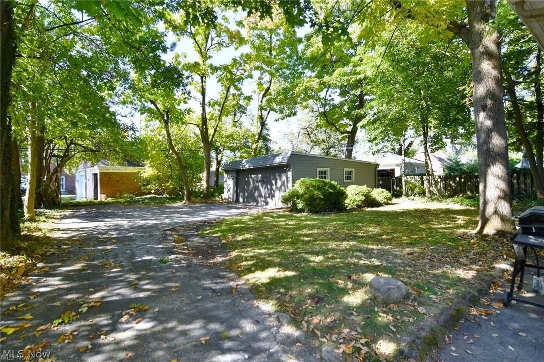 3180 Chadbourne Road Shaker Heights OH 44120