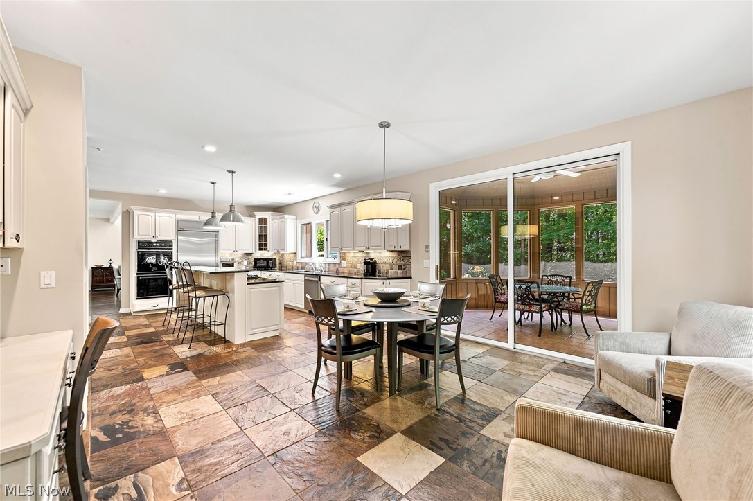 80 Easton Lane Moreland Hills OH 44022