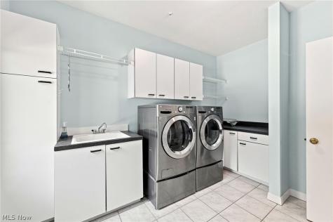 80 Easton Lane Moreland Hills OH 44022