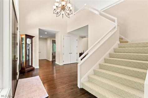 80 Easton Lane Moreland Hills OH 44022