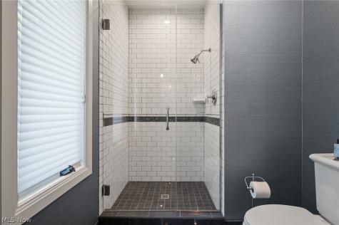 80 Easton Lane Moreland Hills OH 44022