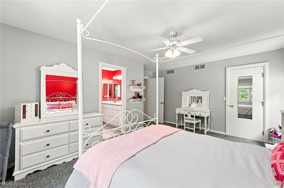80 Easton Lane Moreland Hills OH 44022