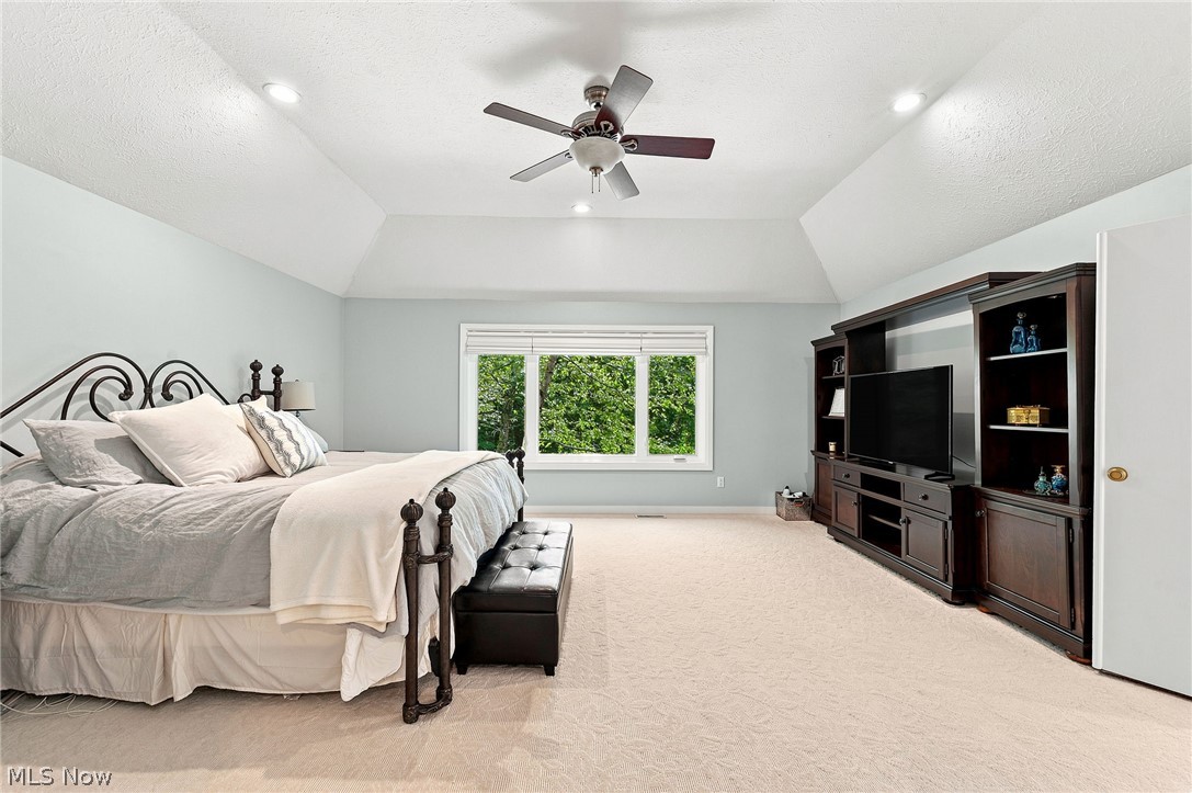 80 Easton Lane Moreland Hills OH 44022