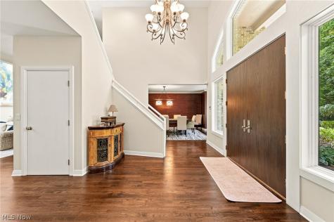 80 Easton Lane Moreland Hills OH 44022